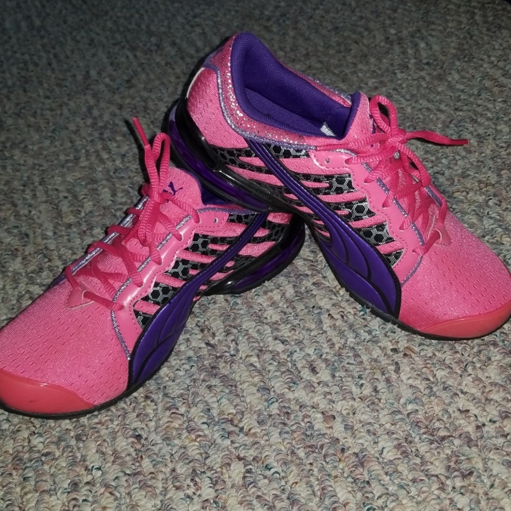 Puma Sneakers